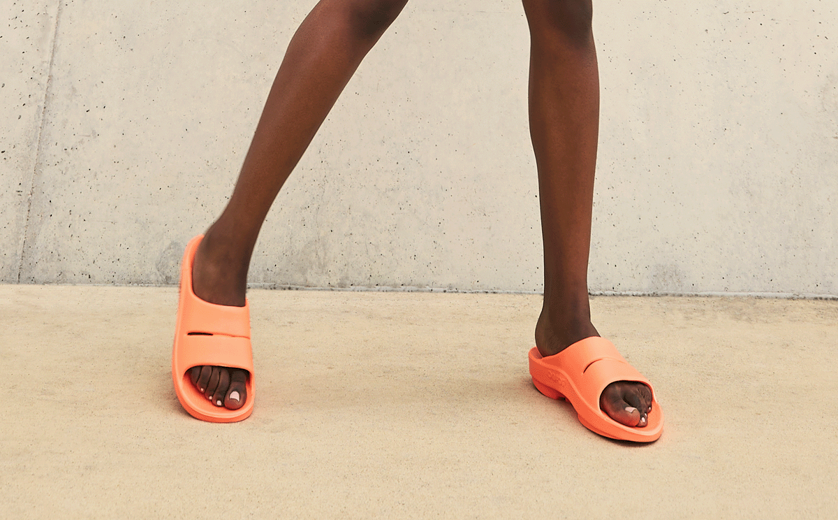 OOFOS Women's OOahh Slide - Sunburst