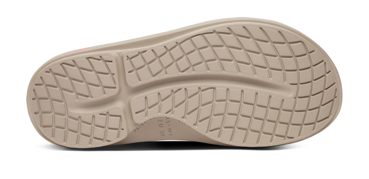 OOFOS Women's Limited Edition 2025 OOahh FUSED - Project Pink