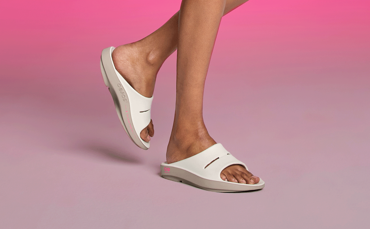 OOFOS Women's Limited Edition 2025 OOahh FUSED - Project Pink