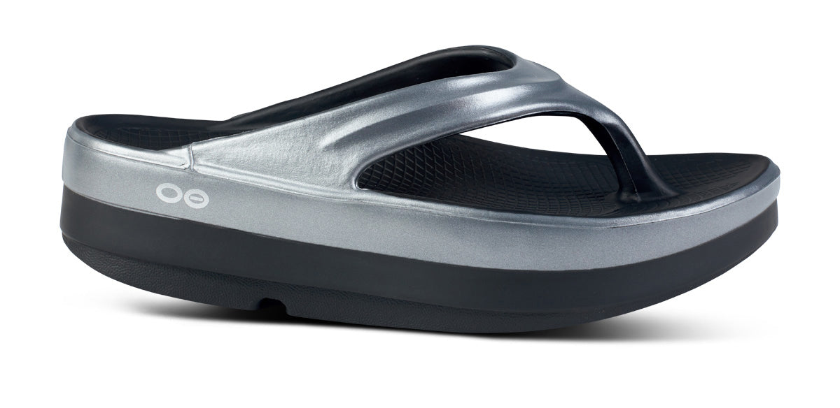 OOFOS OOmega Luxe Women's Thong - Basalt