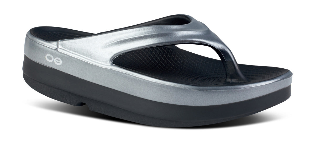 OOFOS OOmega Luxe Women's Thong - Basalt