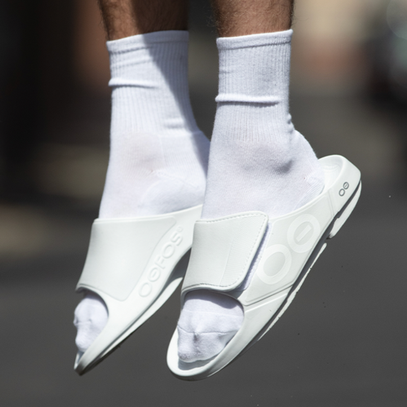 OOFOS Women's OOahh Sport Flex Slide - White