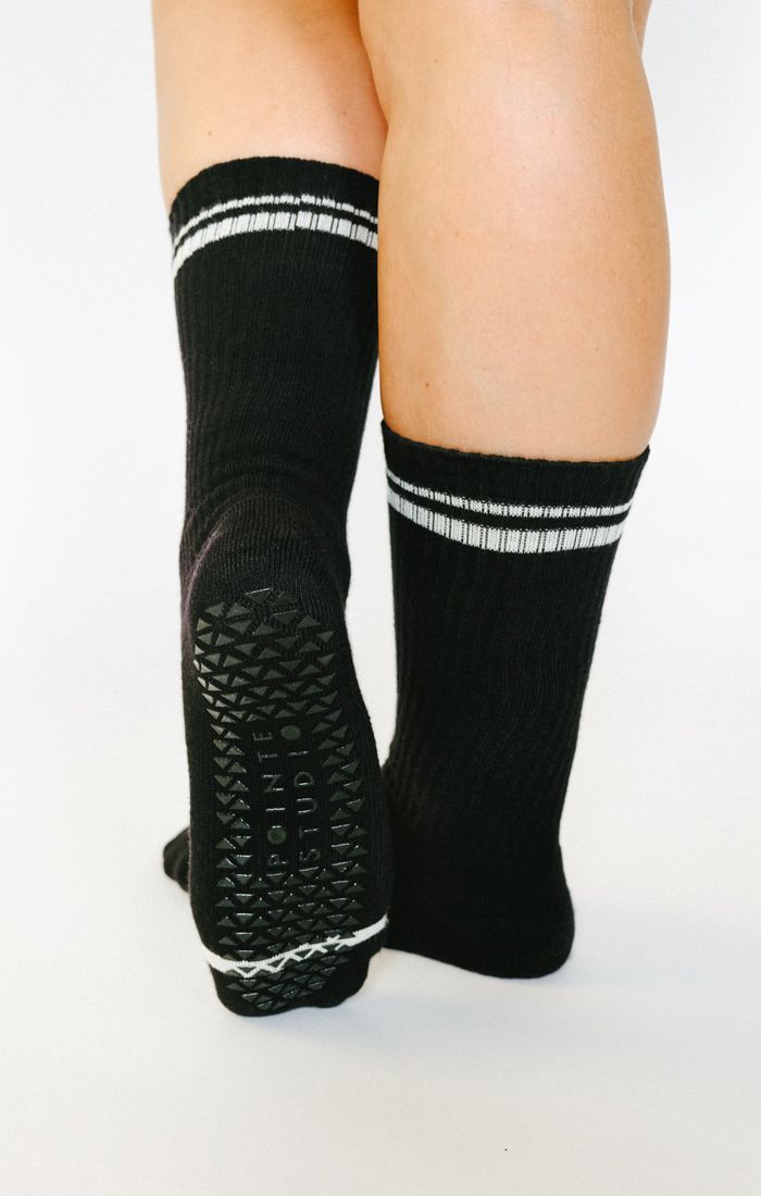 Pointe Studio Varsity Crew Grip Socks