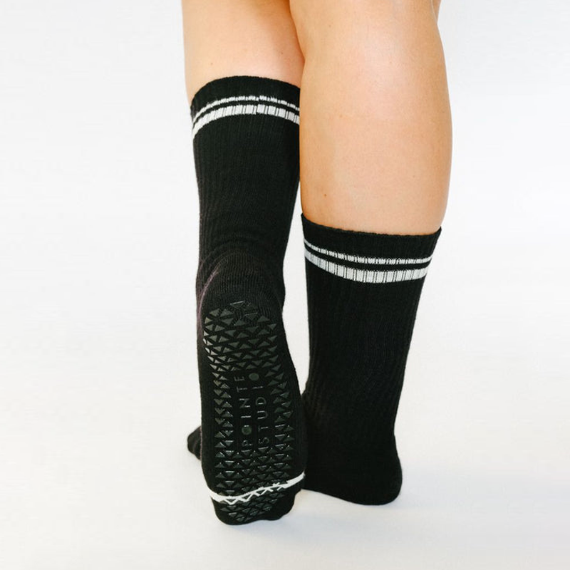 Pointe Studio Varsity Crew Grip Socks
