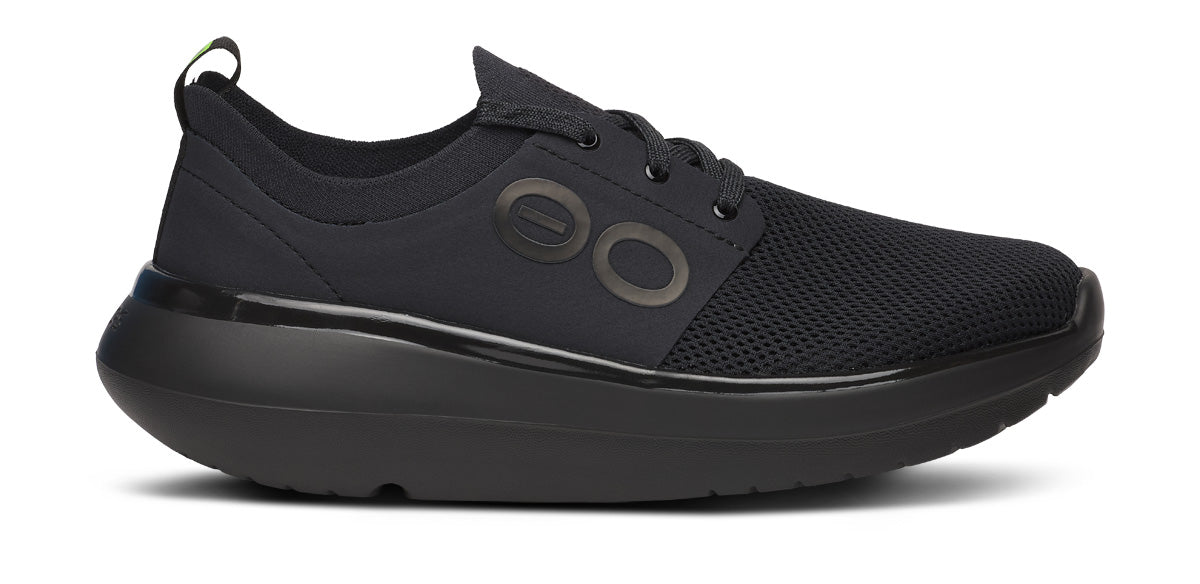 OOFOS Women's OOmy Stride Shoe - Black/Black