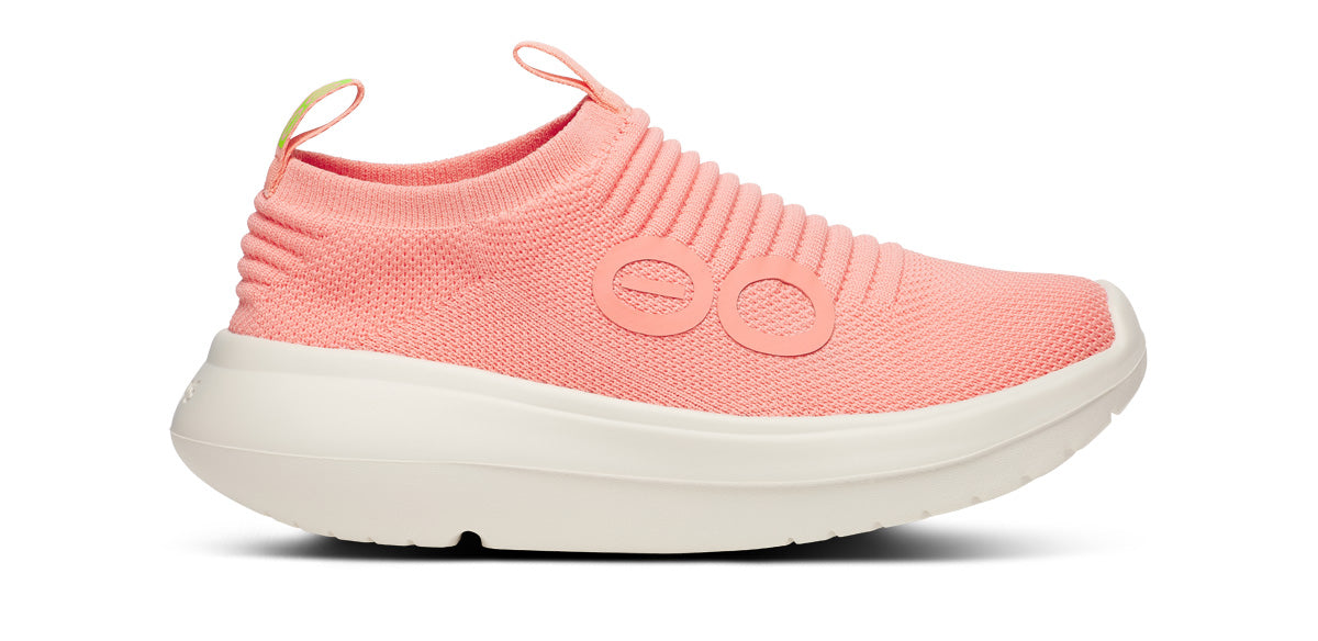 OOFOS Women's OOmy Zen - Coral