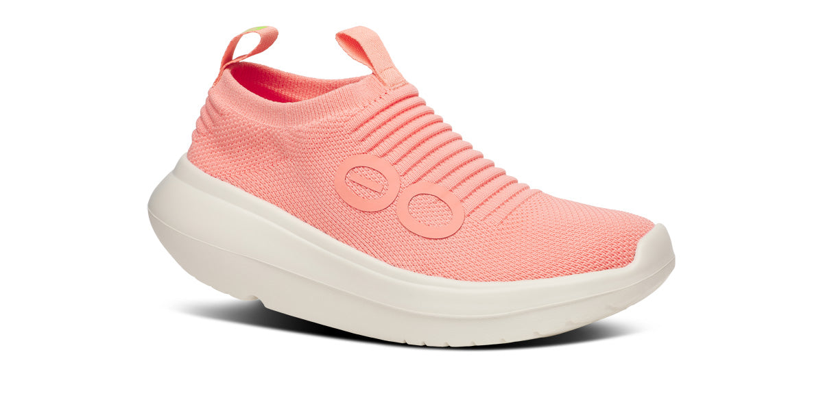 OOFOS Women's OOmy Zen - Coral