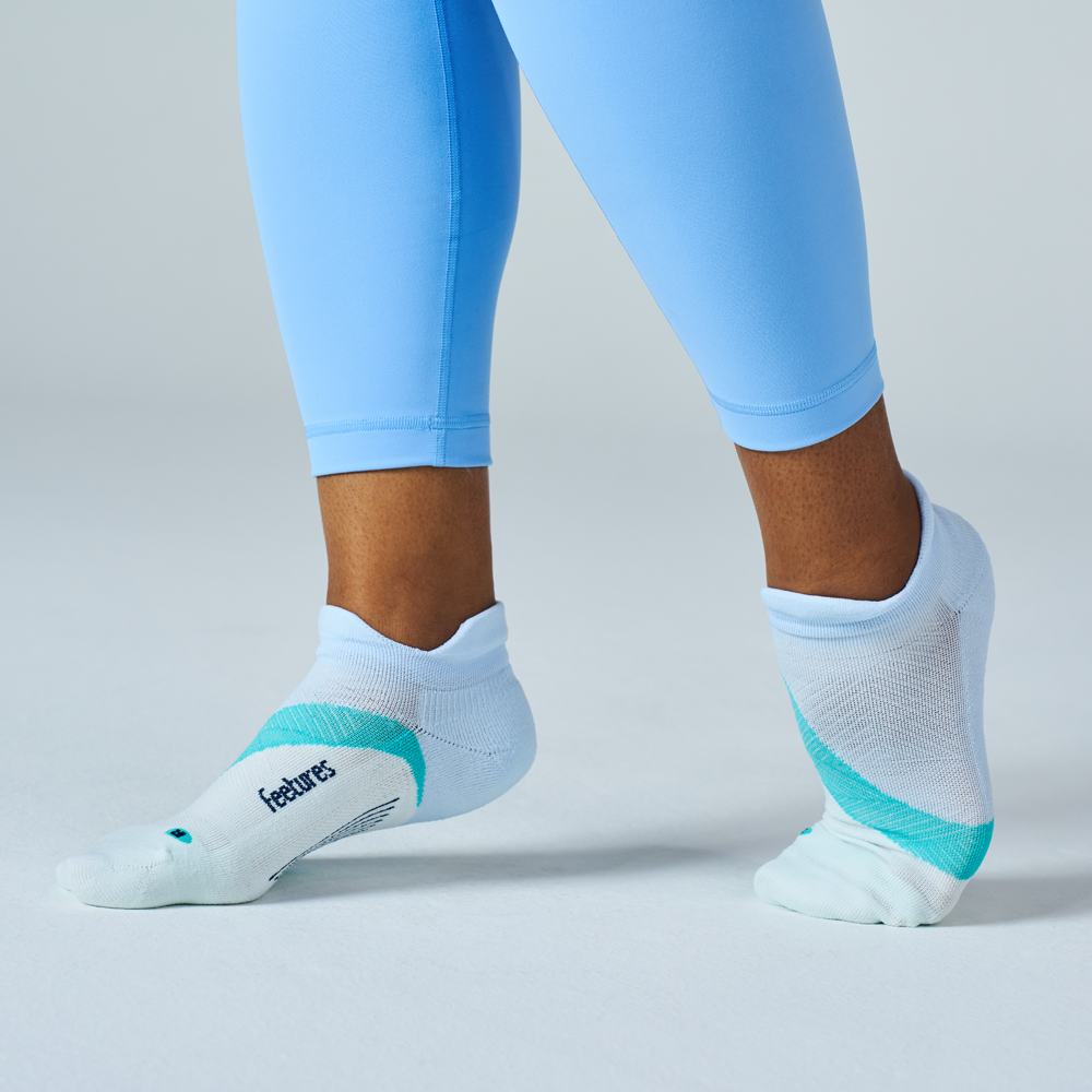 Feetures Elite Light Cushion Tab Socks