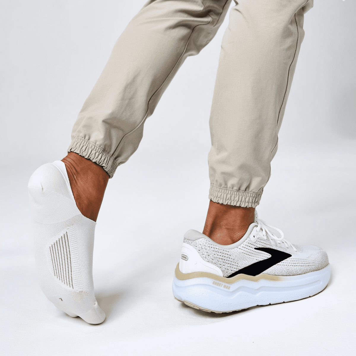 Feetures Elite Ultra Light Invisible Socks