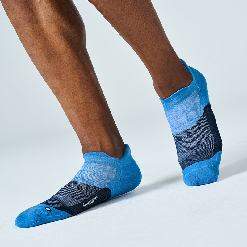 Feetures Merino 10 Cushion Tab Socks