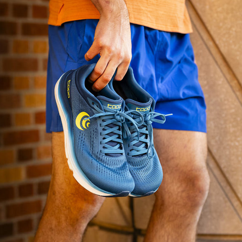 Topo Athletic Men's MAGNIFLY 5