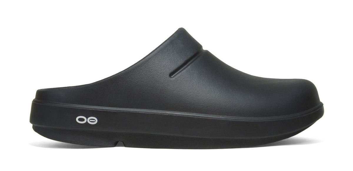 OOFOS Women's OOcloog Clog - Black