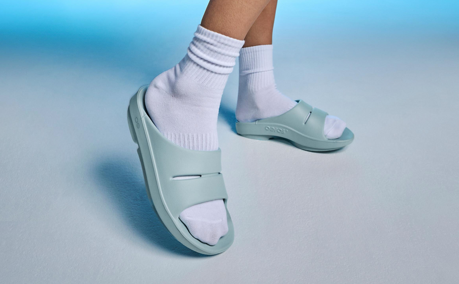OOFOS Women's OOahh Slide - Mist